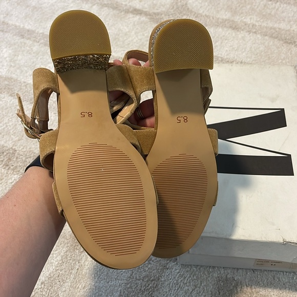 •For Love & Lemons• Sandals - Picture 5 of 8